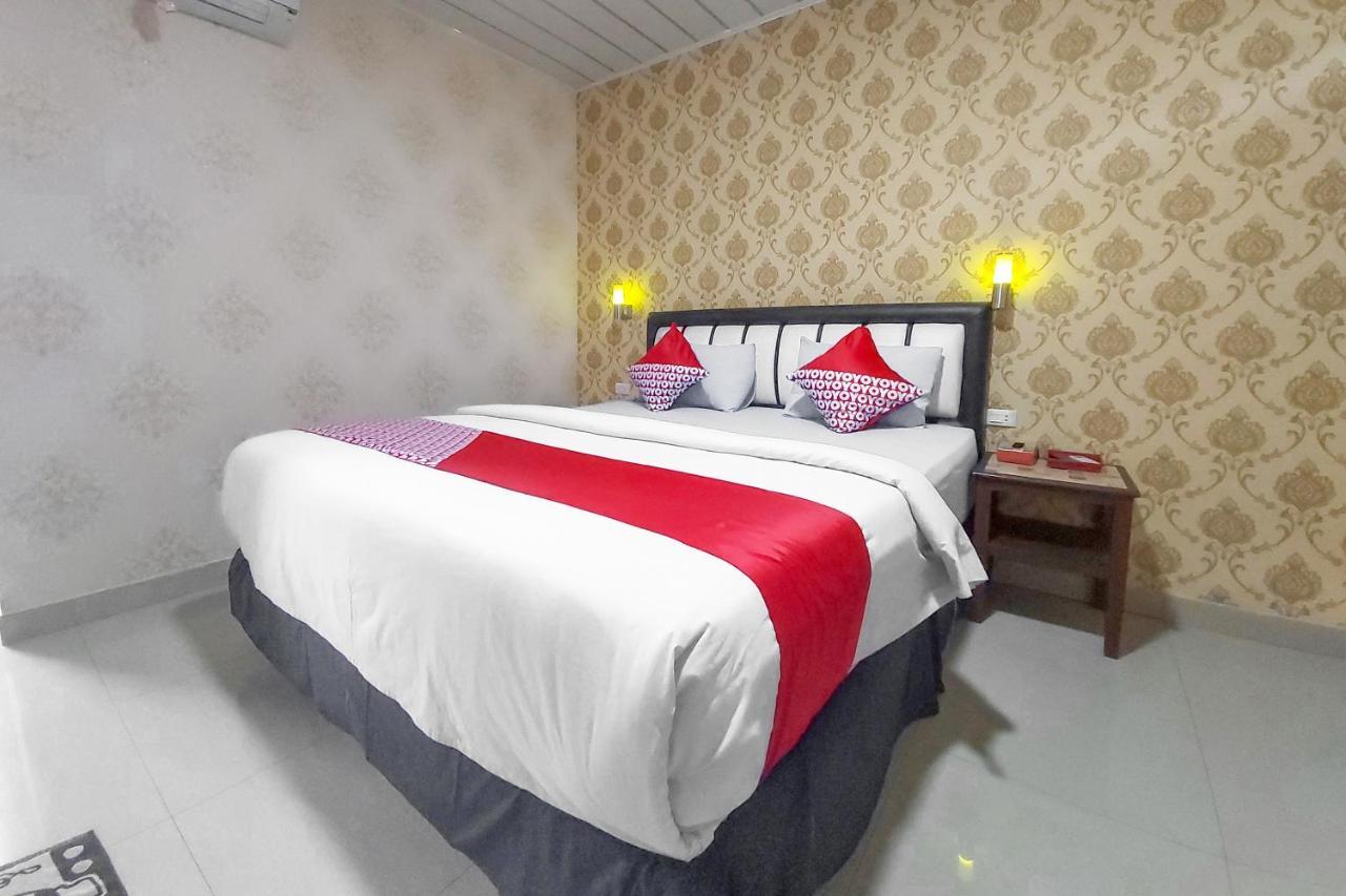Oyo 3196 Hotel Taman Cinta Singkawang Exteriér fotografie